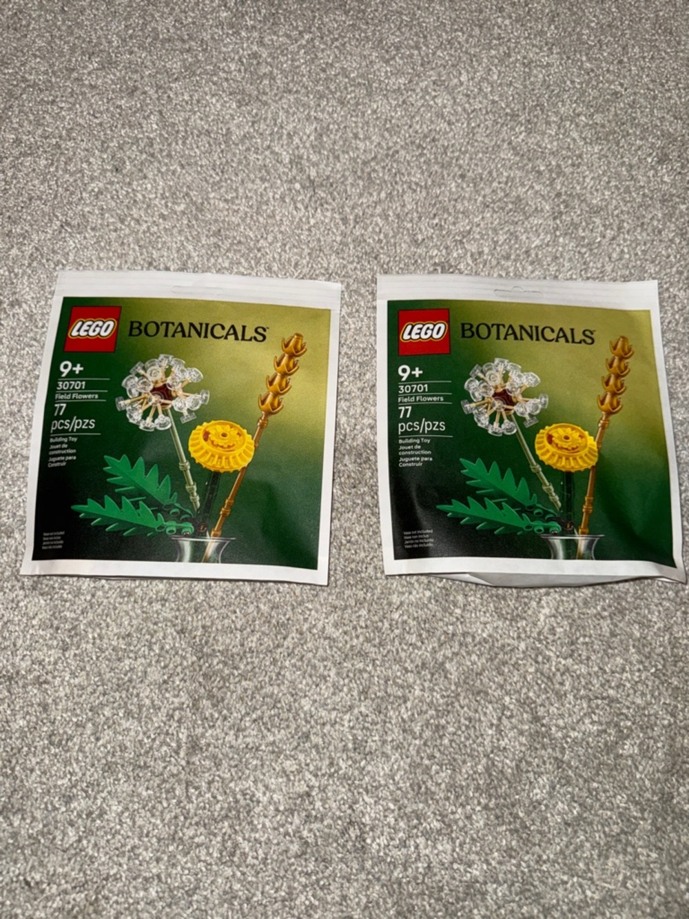 NWT LEGO Botanicals Field Flowers Pack - Yellow & Green